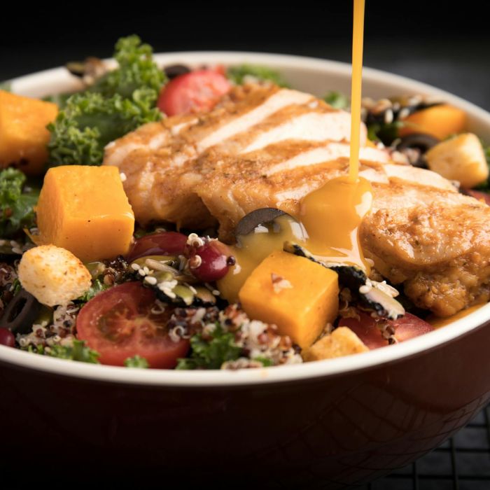 quinoa power bowl met kip en groenten